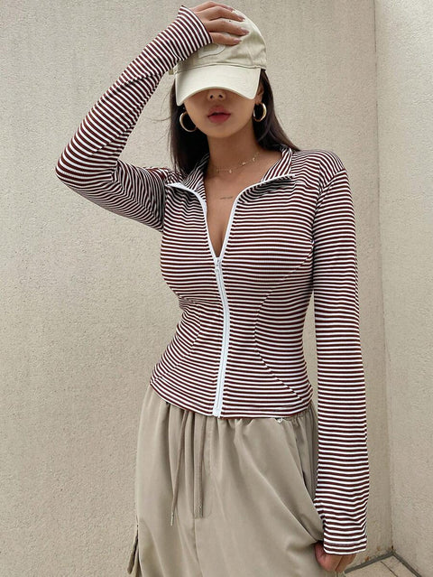 Women's Zipper Closure Slim Fit Jacket