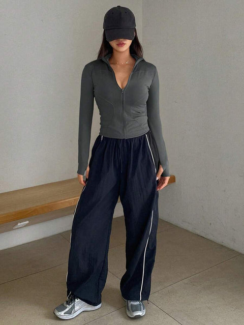 Women's Zipper Closure Slim Fit Jacket